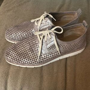 Trask perforated lace up Oxford